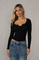 W4295 - Notch Longsleeve Top