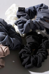 W625 Ribbed Scrunchie